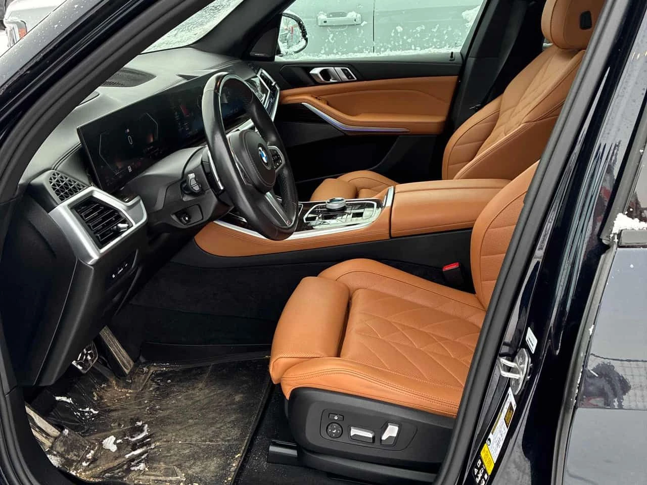 BMW X5 * xDrive40i * DISTRONIC* HARMAN/KARDON* 360КАМЕРИ*, снимка 5 - Автомобили и джипове - 54240607