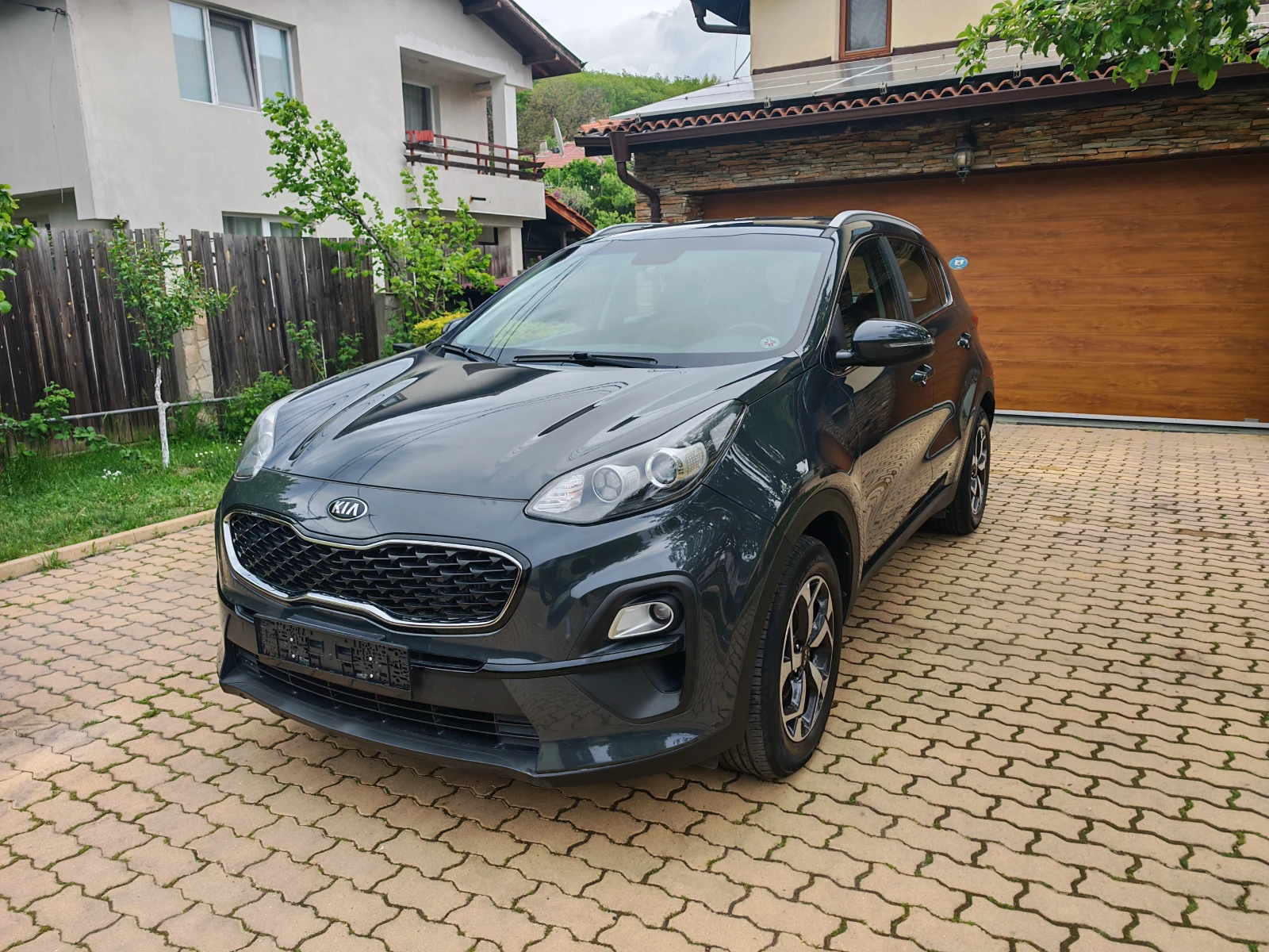 Kia Sportage 1.6CRDI-������-CAR PLAY-ANDROID AUTO | Mobile.bg � ����������� 1