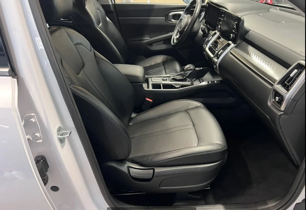 Kia Sorento, снимка 3 - Автомобили и джипове - 54703001