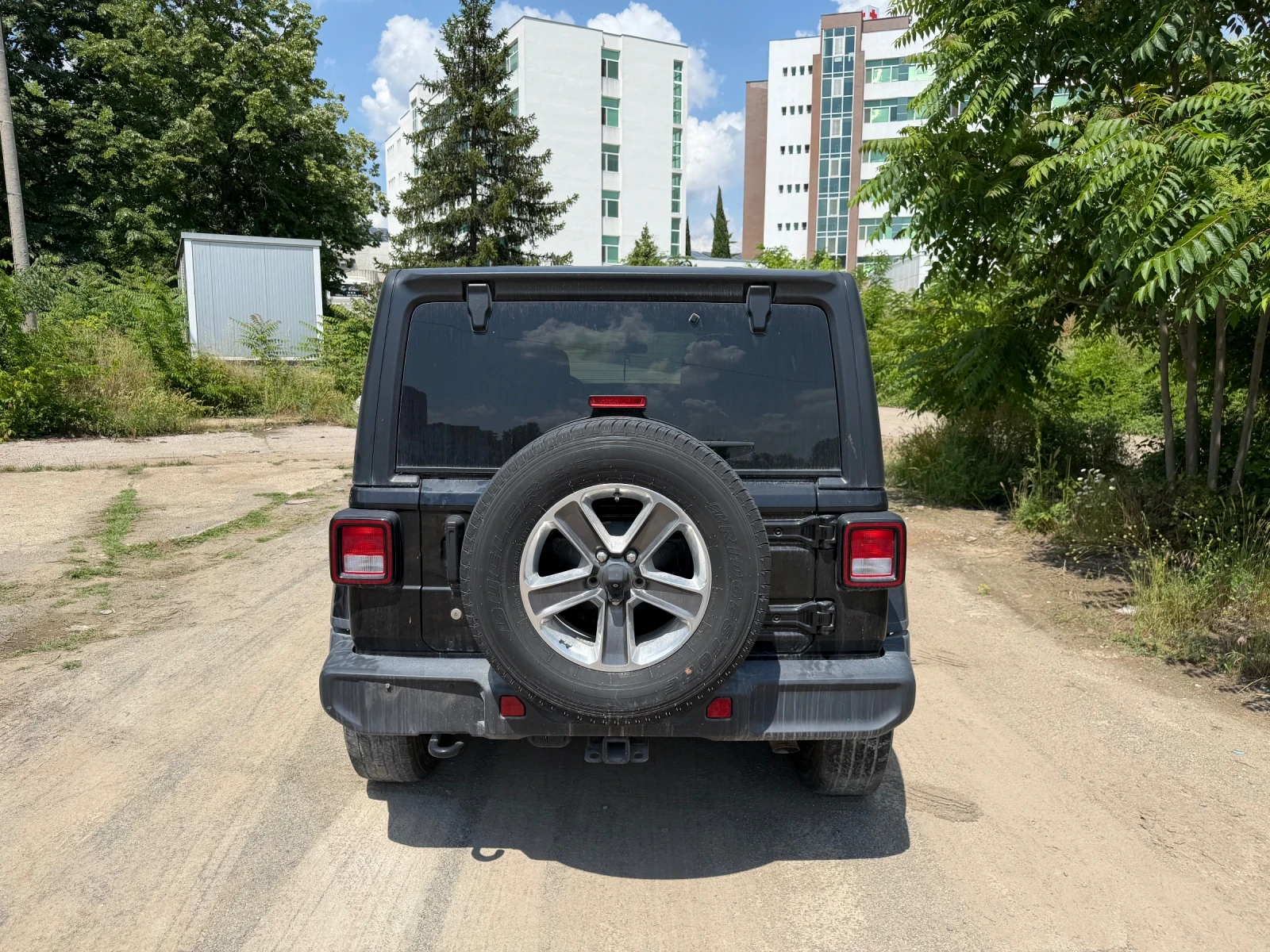 Jeep Wrangler 2.0 Sahara, снимка 4 - Автомобили и джипове - 54791899