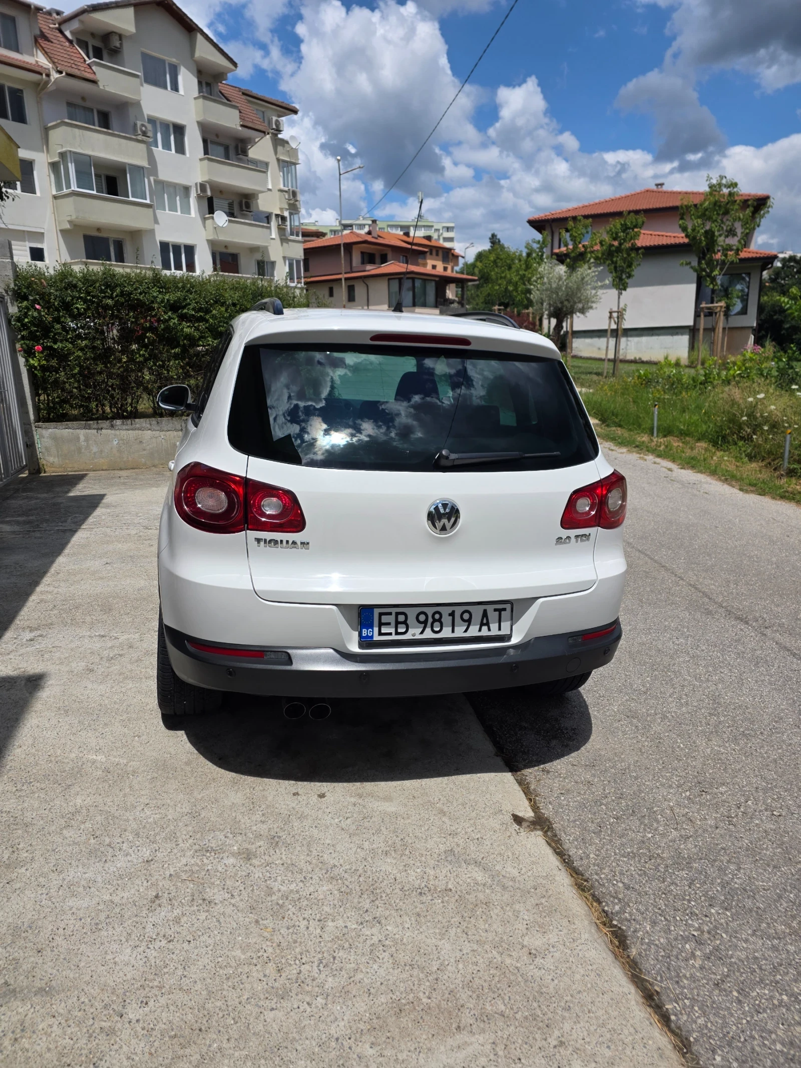 VW Tiguan, снимка 3 - Автомобили и джипове - 55413846
