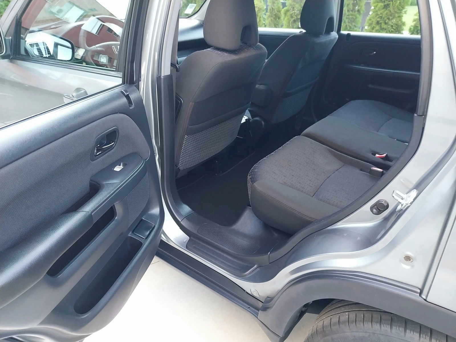 Honda Cr-v 2.2i-ctdi/4x4* Android * Теглич * TOP , снимка 10 - Автомобили и джипове - 55565562
