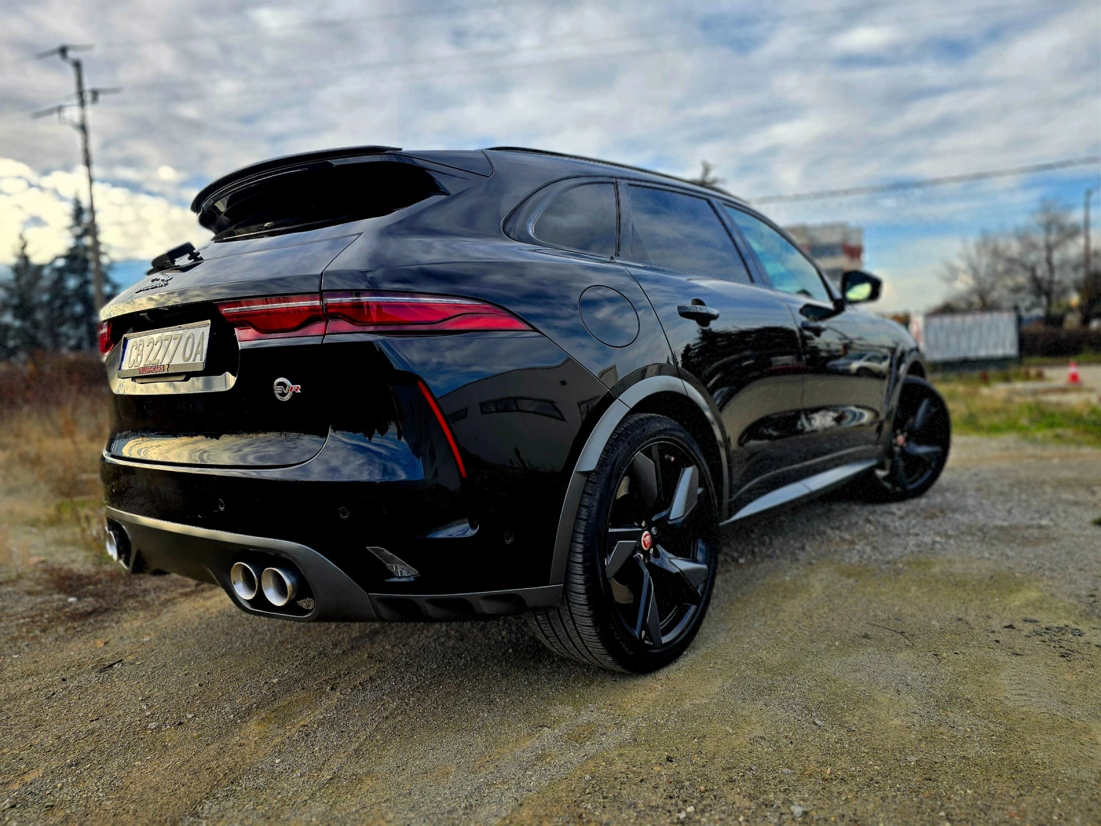 Jaguar F-PACE SVR P550 Facelift, снимка 6 - Автомобили и джипове - 55852373
