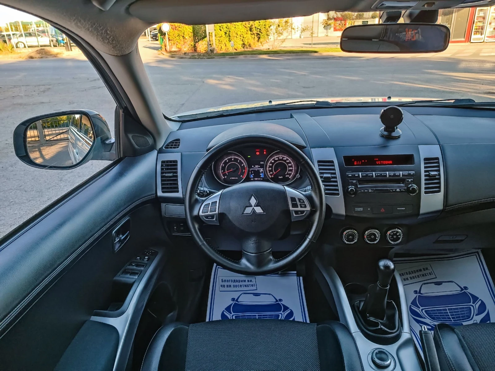 Mitsubishi Outlander 2.4i-170кс-ШВЕЙЦАРИЯ-РЪЧКА-4Х4-FACELIFT, снимка 15 - Автомобили и джипове - 56014574