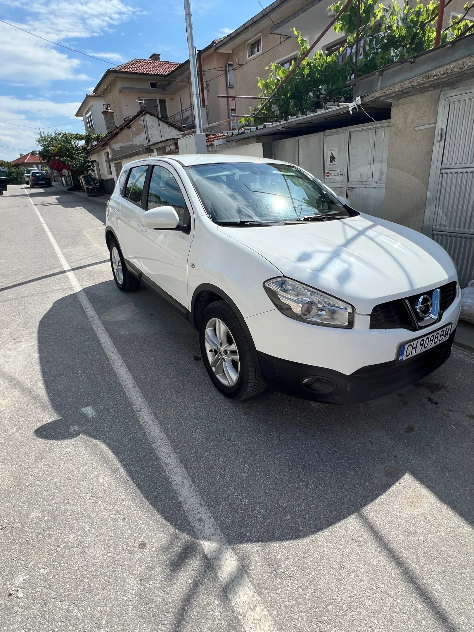 Nissan Qashqai 1.5 110 k, снимка 2 - Автомобили и джипове - 56468225
