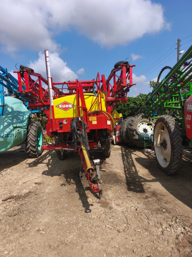 Пръскачка KUHN Vicon, снимка 2 - Селскостопанска техника - 52475740