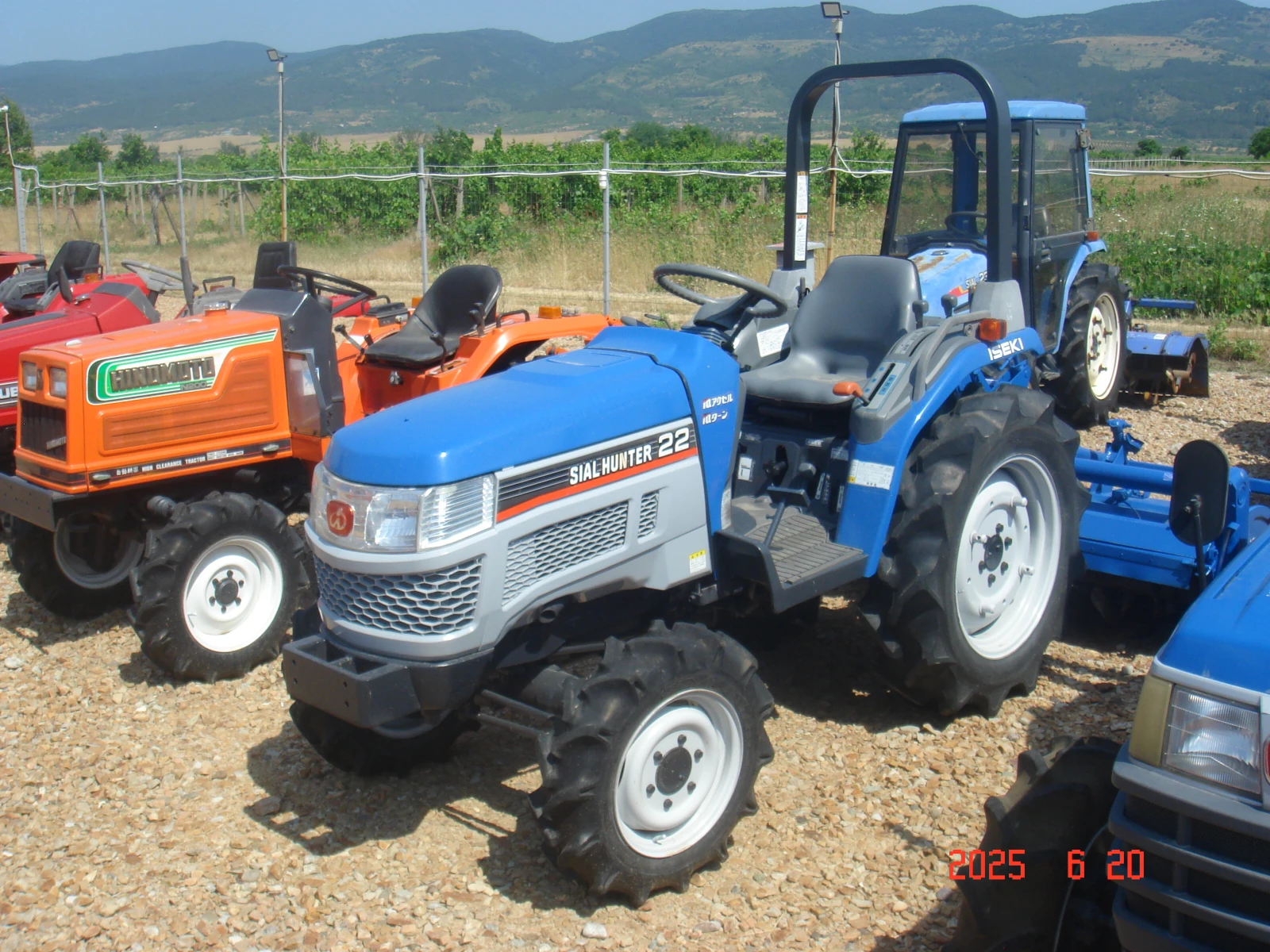 Трактор Kubota СКАЙТРАК - изображение 2