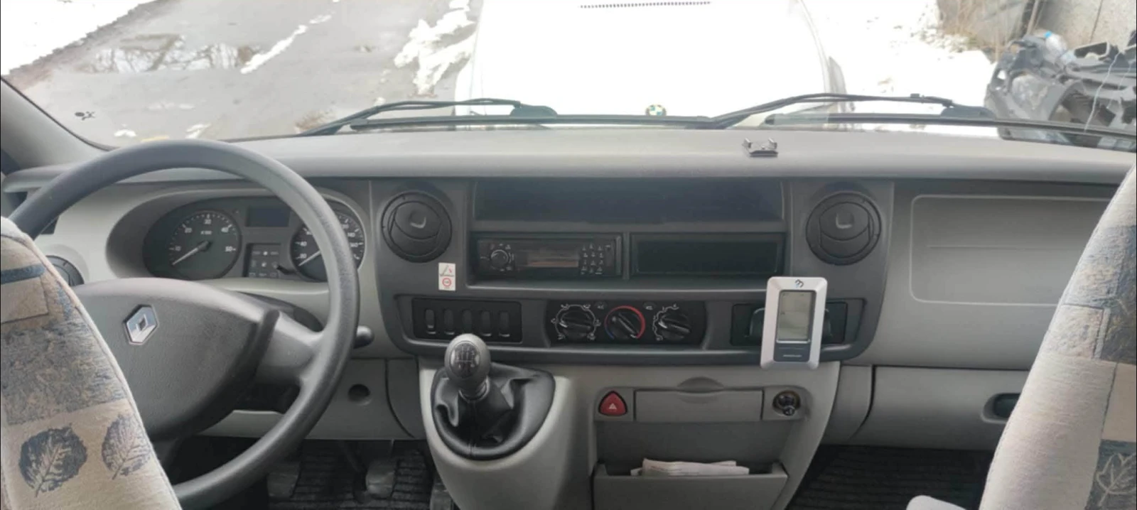 Кемпер Renault Master 3.0DCI/Климатик, снимка 5 - Каравани и кемпери - 54763682