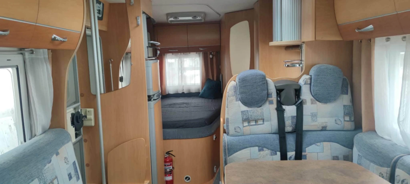 Кемпер Renault Master 3.0DCI/Климатик, снимка 13 - Каравани и кемпери - 54763682