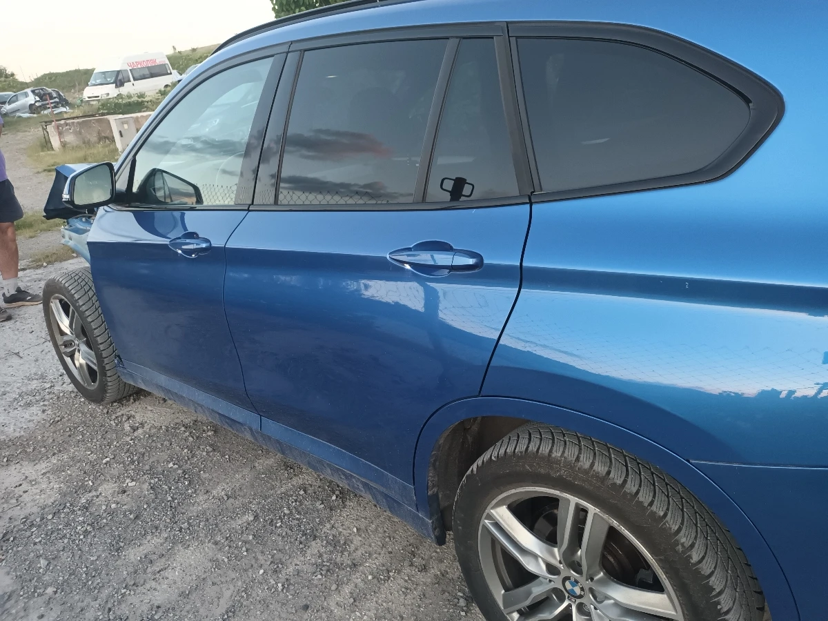 врата лява задна БМВ Х1 2.0д x drive x1