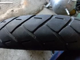 Гуми, снимка 8