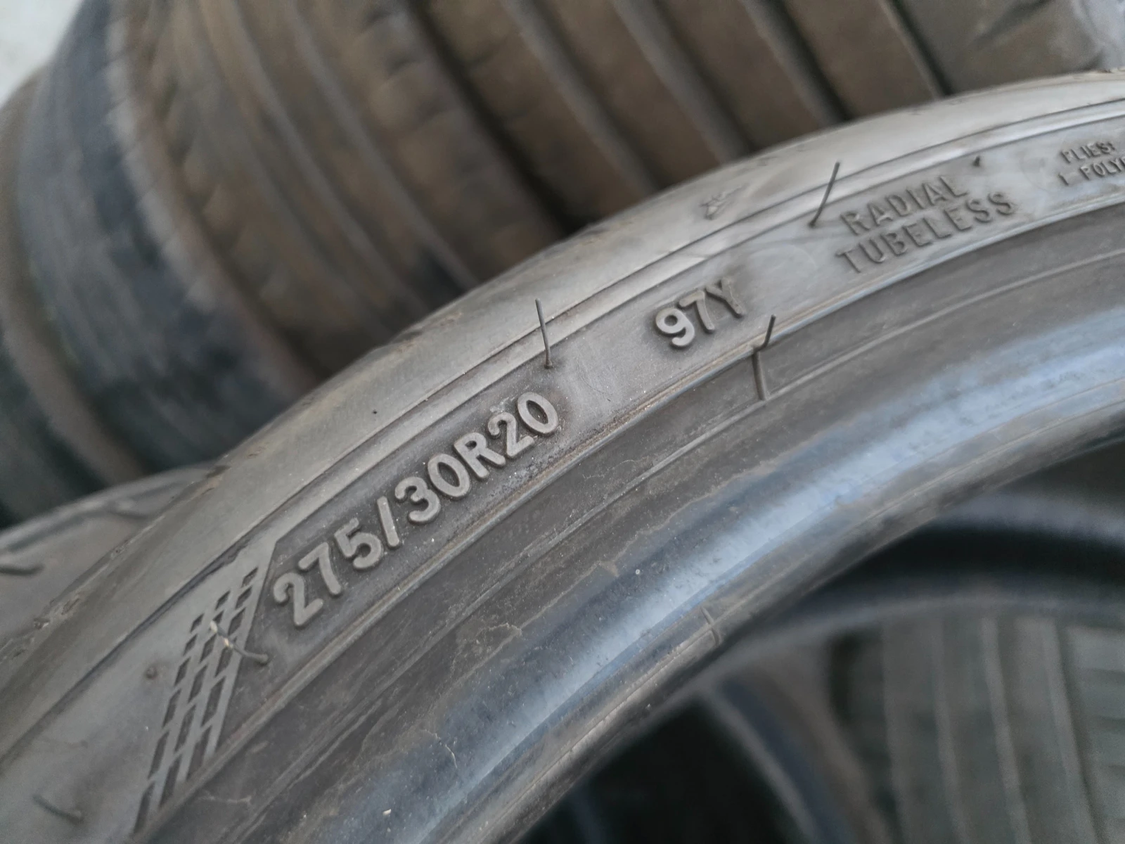 Гуми Летни 275/30R20, снимка 9 - Гуми и джанти - 54173894