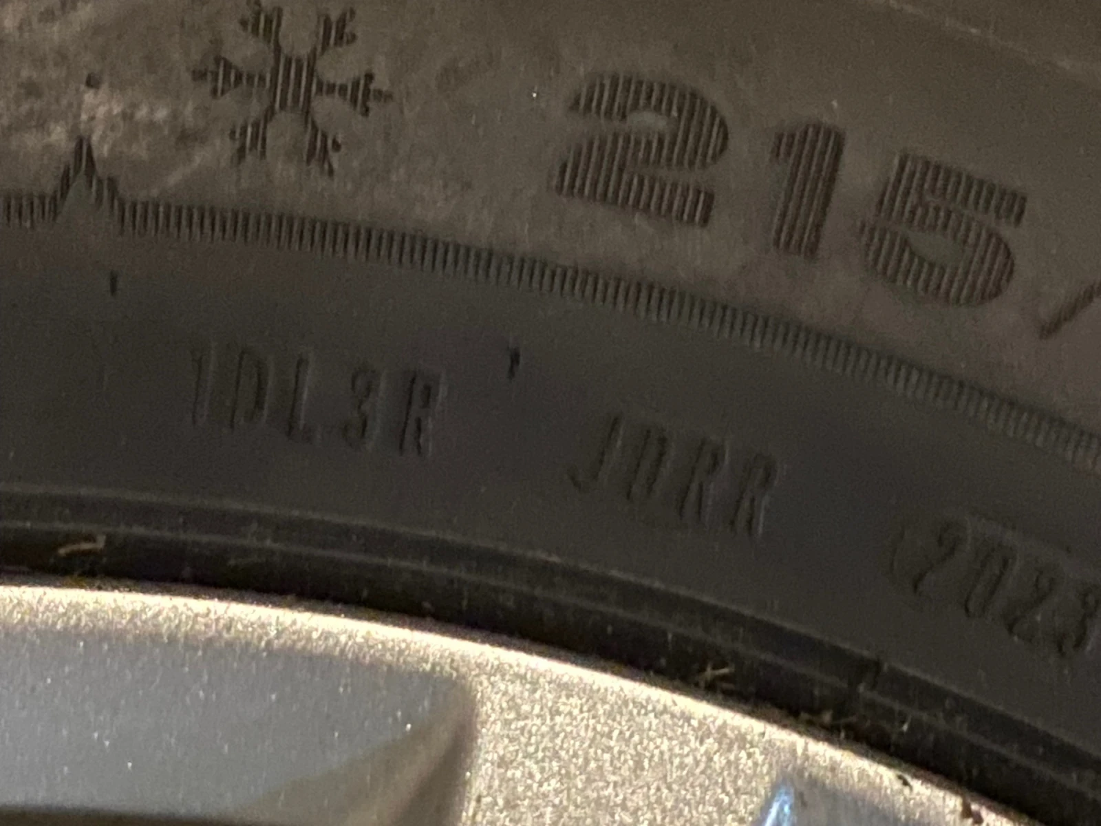 Гуми с джанти Dunlop 215/55R17, снимка 7 - Гуми и джанти - 55993204