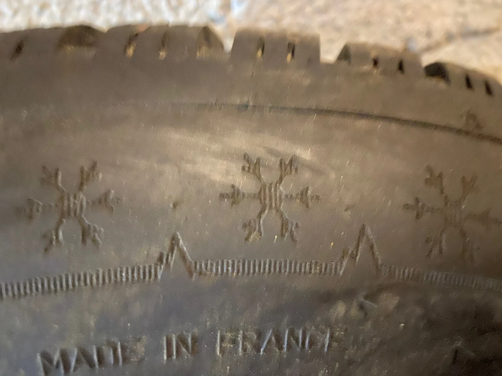 Гуми с джанти Dunlop 215/55R17, снимка 3 - Гуми и джанти - 55993204