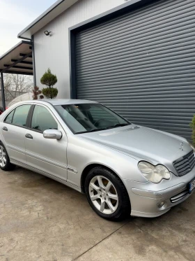Mercedes-Benz C 200, снимка 7
