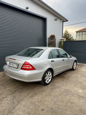 Mercedes-Benz C 200, снимка 2