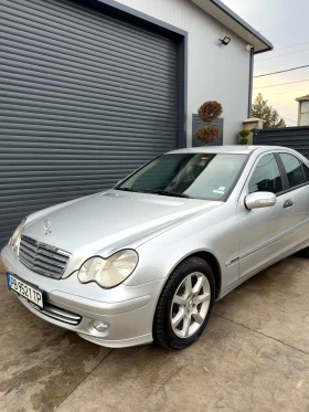Mercedes-Benz C 200, снимка 9