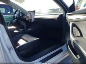 Tesla Model 3 Long Range Dual Motor All-Wheel Drive, снимка 5