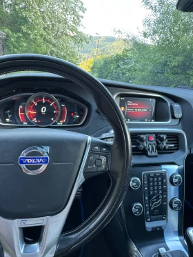 Volvo V40 D4 R-DESIGN , снимка 11