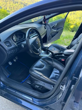 Volvo V40 D4 R-DESIGN , снимка 8