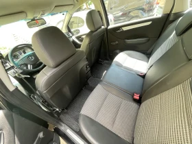 Mercedes-Benz B 180, снимка 9