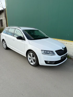Skoda Octavia 1, 6Distronik