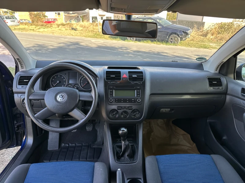 VW Golf 1.4 75 кс, снимка 13 - Автомобили и джипове - 47463124