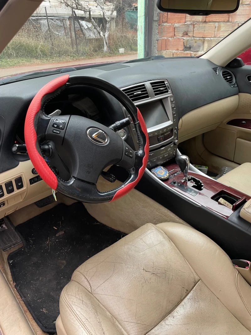 Lexus IS 250 Бартер, снимка 4 - Автомобили и джипове - 48551142