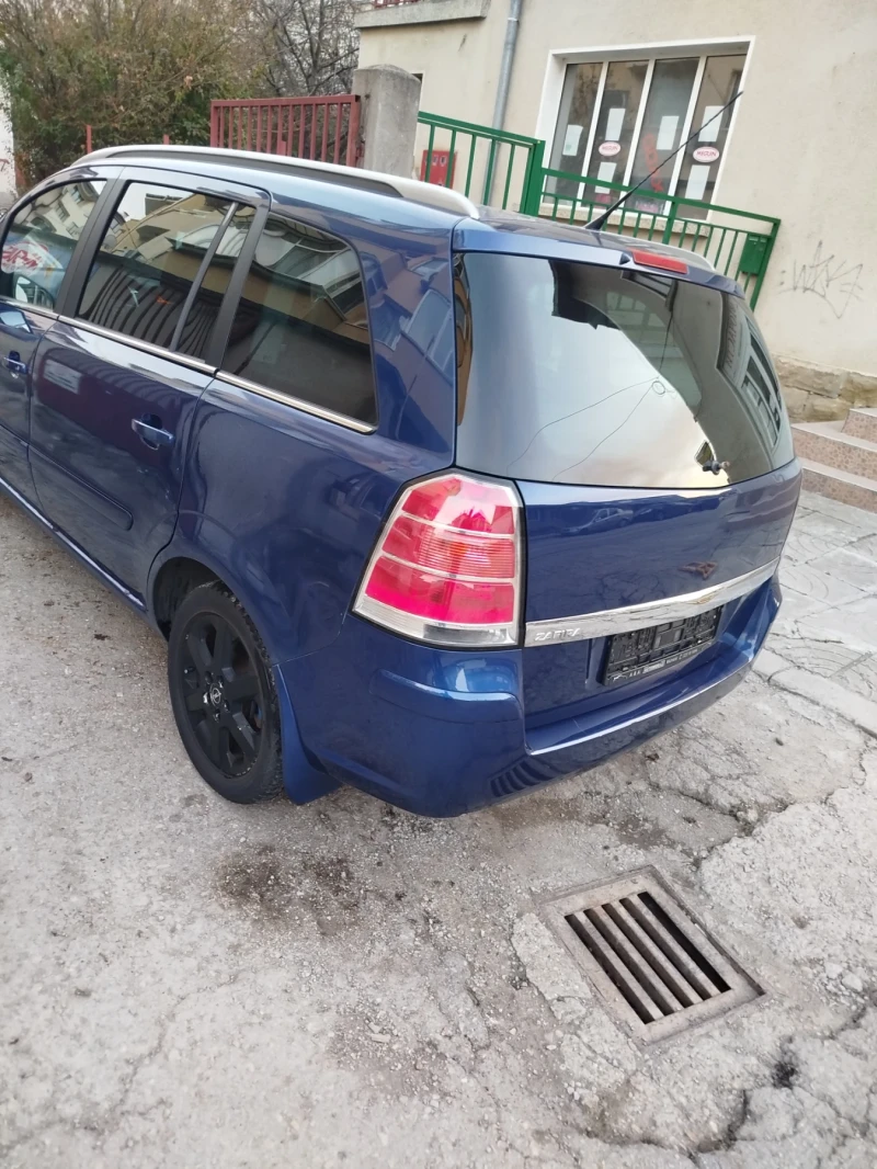 Opel Zafira 2.2, снимка 3 - Автомобили и джипове - 49536397