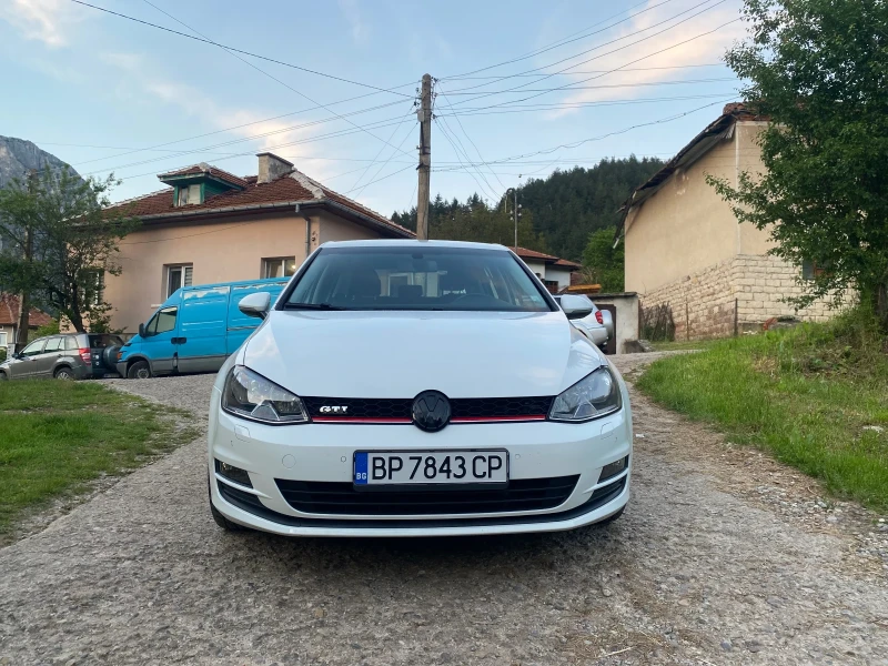 VW Golf Golf 7 1.6TDI/4x4/Обслужен/Нов съединител/6скорост, снимка 2 - Автомобили и джипове - 52542903