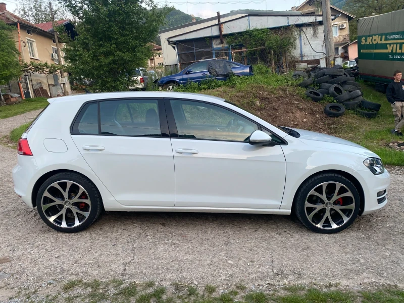 VW Golf Golf 7 1.6TDI/4x4/Обслужен/Нов съединител/6скорост, снимка 16 - Автомобили и джипове - 52542903