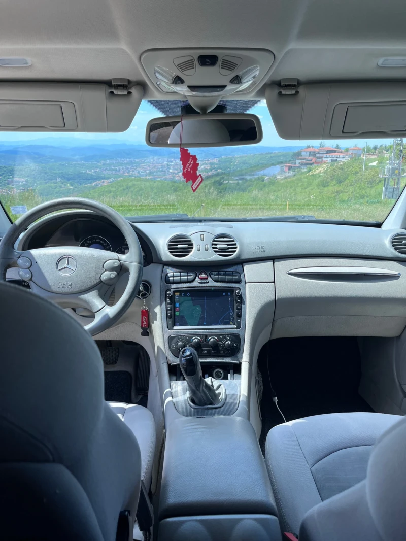 Mercedes-Benz CLK, снимка 4 - Автомобили и джипове - 52678767