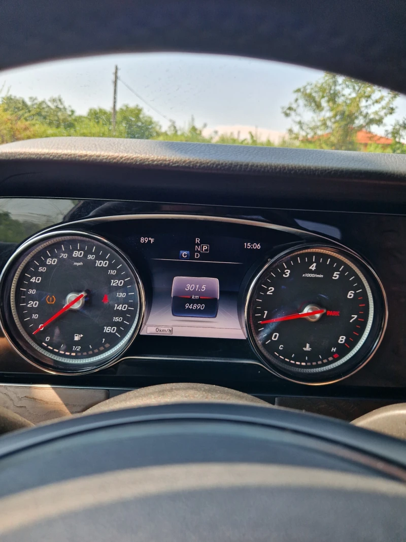 Mercedes-Benz E 300 4 matic AMG, снимка 6 - Автомобили и джипове - 50951048