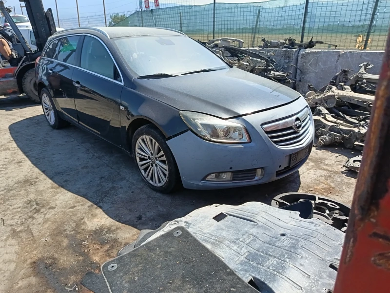 Opel Insignia 4x4 avtomat, снимка 2 - Автомобили и джипове - 51047276