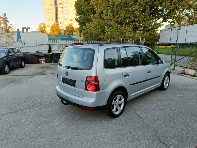 VW Touran 1.9 AVTOMATIK 105, снимка 5 - Автомобили и джипове - 52121956