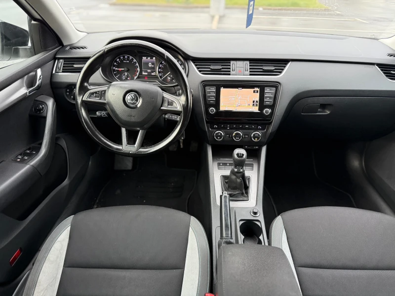 Skoda Octavia 1, 6Distronik, снимка 7 - Автомобили и джипове - 52969475