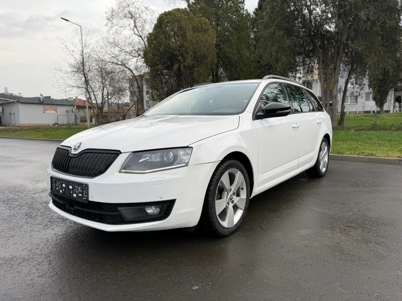 Skoda Octavia 1, 6Distronik