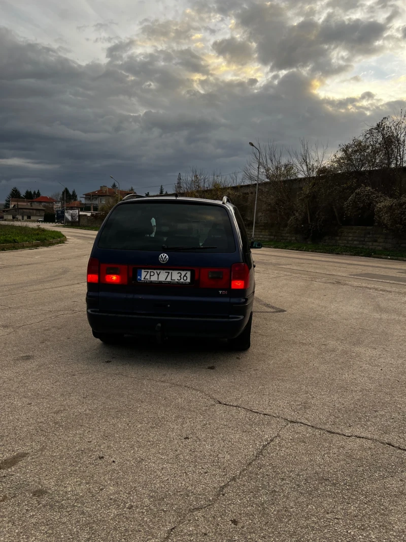 VW Sharan, снимка 3 - Автомобили и джипове - 52565199