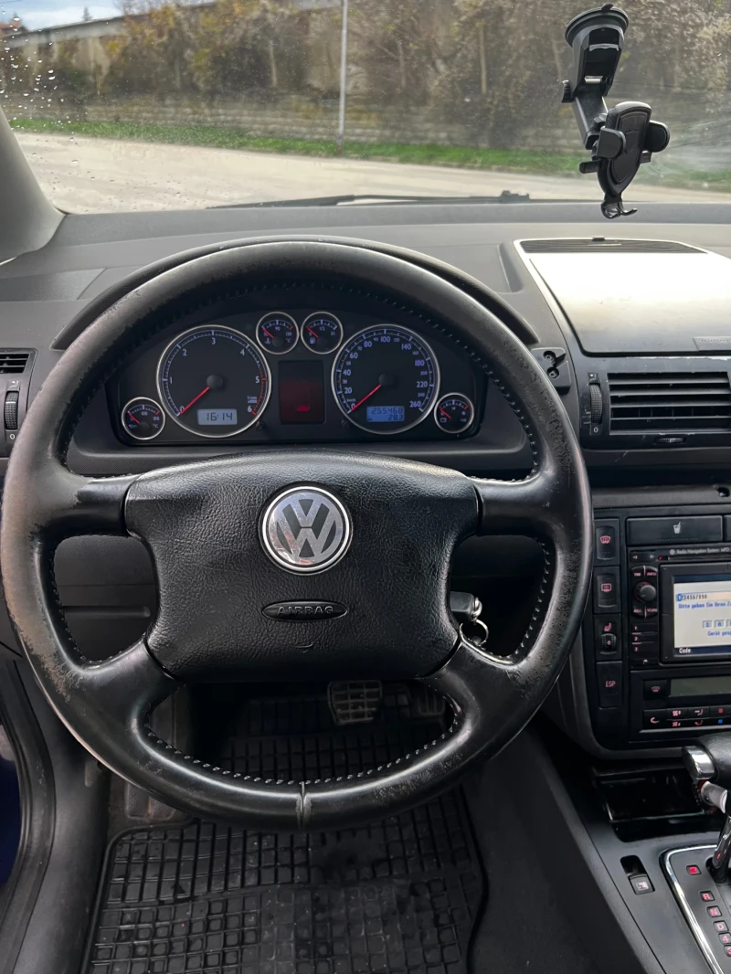 VW Sharan, снимка 6 - Автомобили и джипове - 52565199