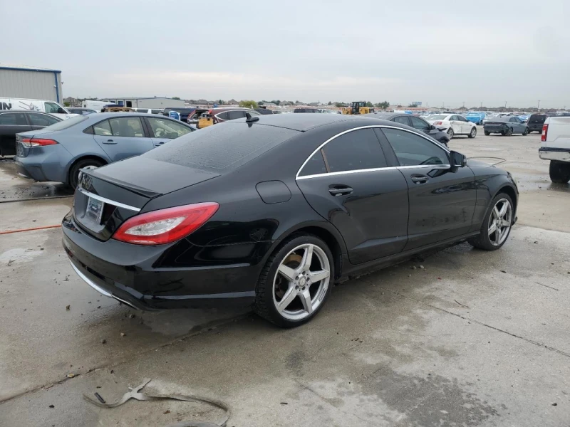 Mercedes-Benz CLS 550 HARMAN/KARDON* МАСАЖИ* ОБДУХ* ВЪЗДУХ* KEYLESS* , снимка 6 - Автомобили и джипове - 52813148