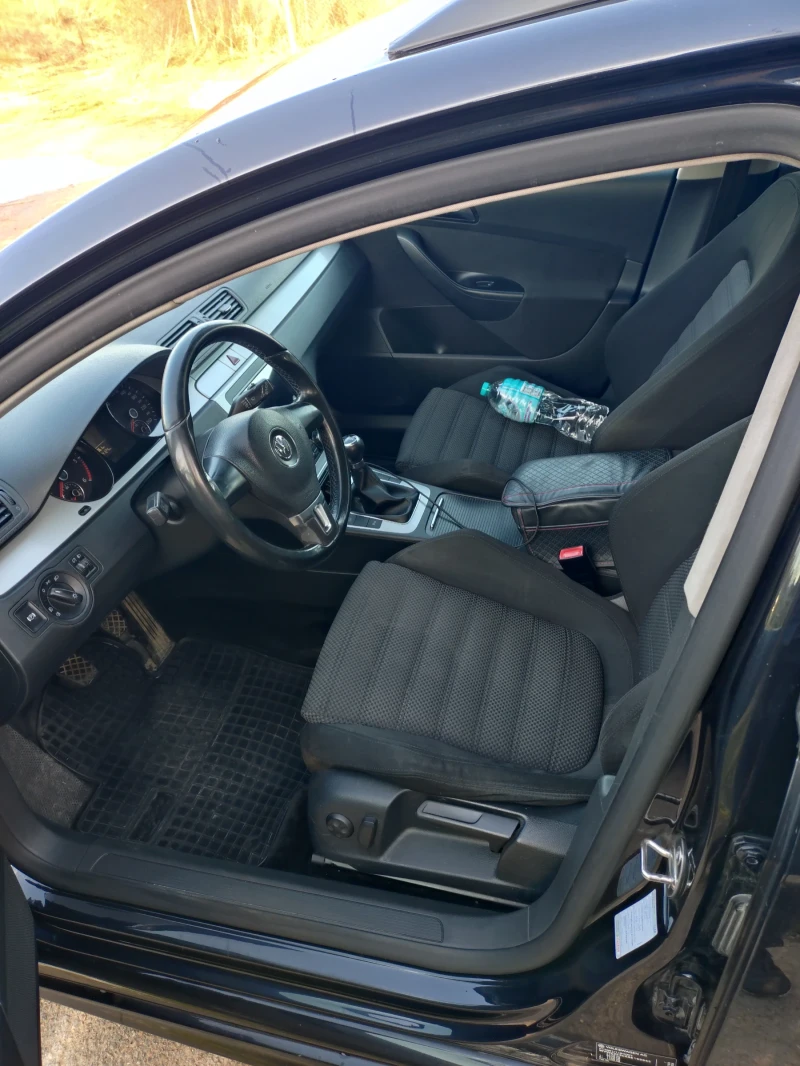 VW Passat 2.0 TDI R-LINE, снимка 7 - Автомобили и джипове - 53115613
