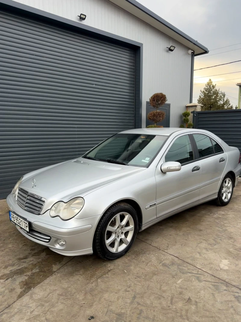 Mercedes-Benz C 200, снимка 8 - Автомобили и джипове - 53385093