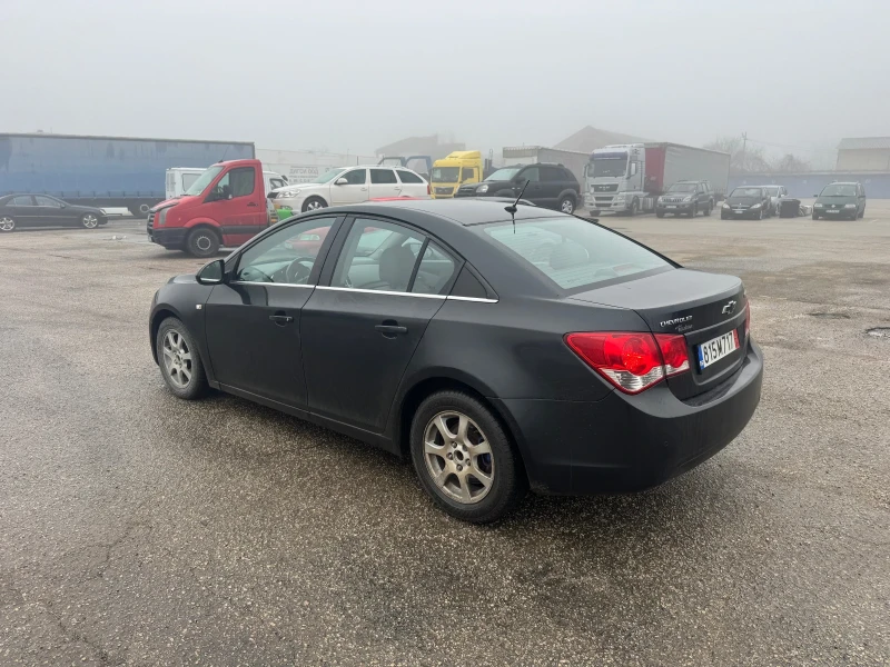 Chevrolet Cruze 2.0 DTI 150ps, снимка 5 - Автомобили и джипове - 53504375