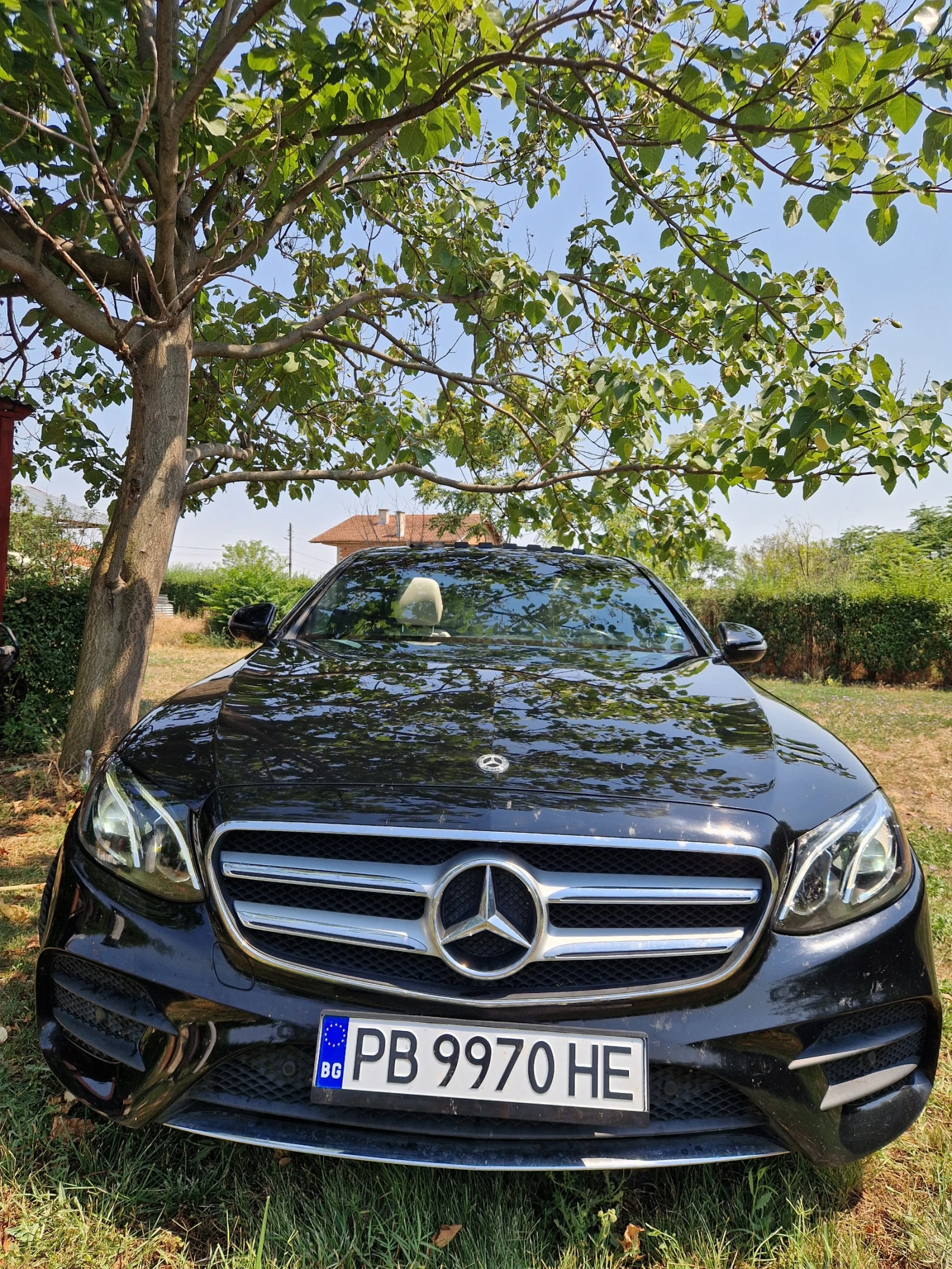 Mercedes-Benz E 300 4 matic AMG, снимка 1