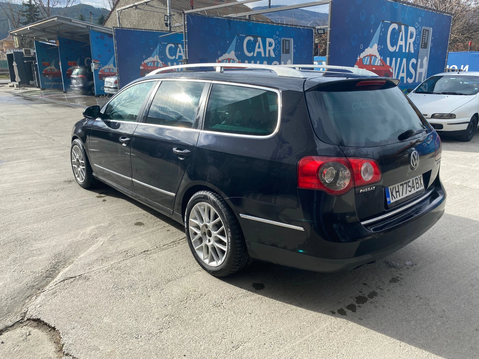 VW Passat 2.0 * * HIGHLINE EDITION* *  - изображение 7