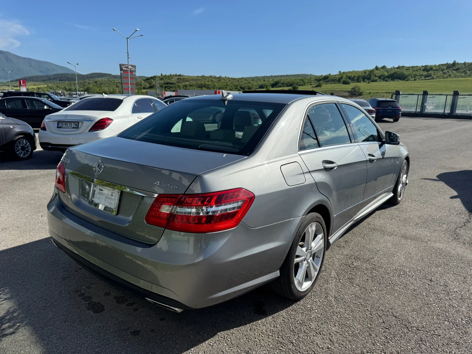 Mercedes-Benz E 350  - изображение 4