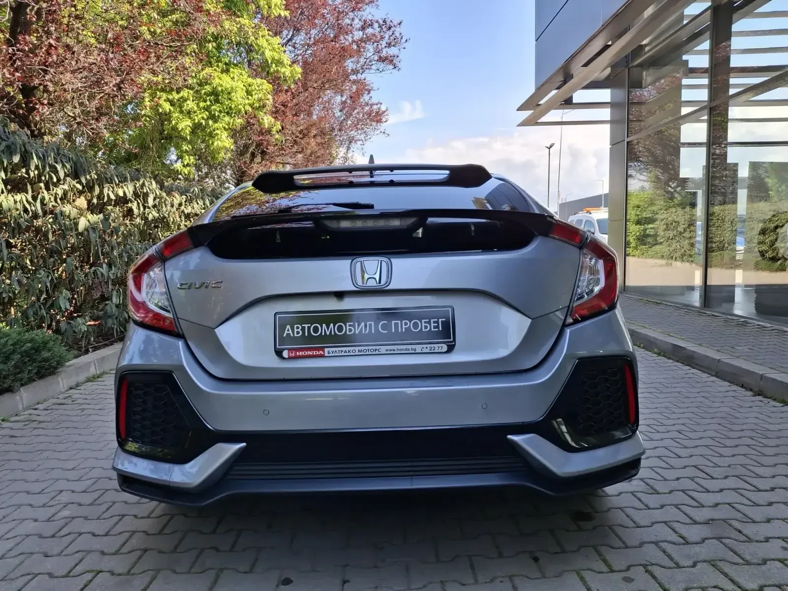 Honda Civic 1.0 VTEC TURBO Elegance MT - изображение 6