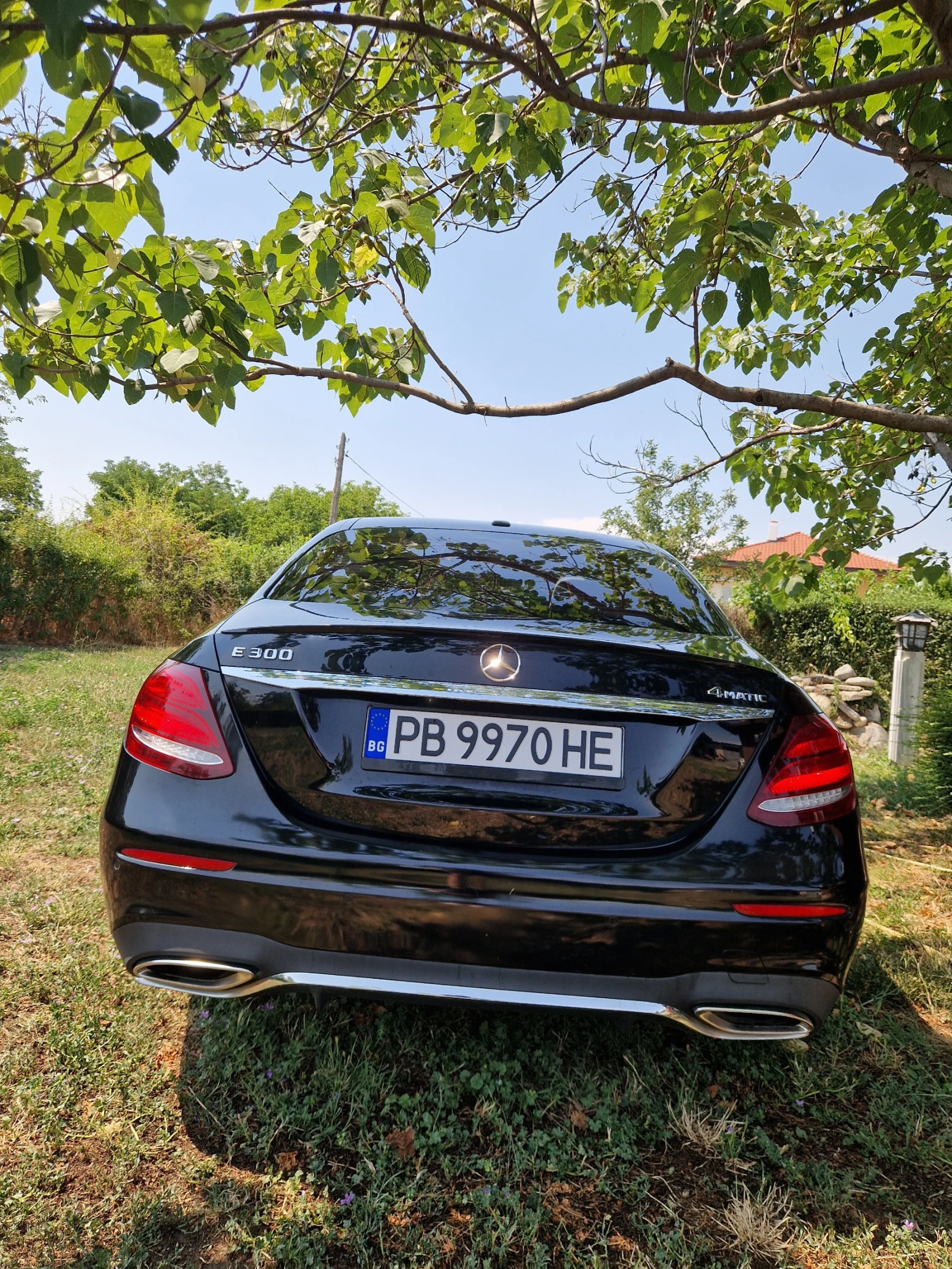 Mercedes-Benz E 300 4 matic - изображение 2