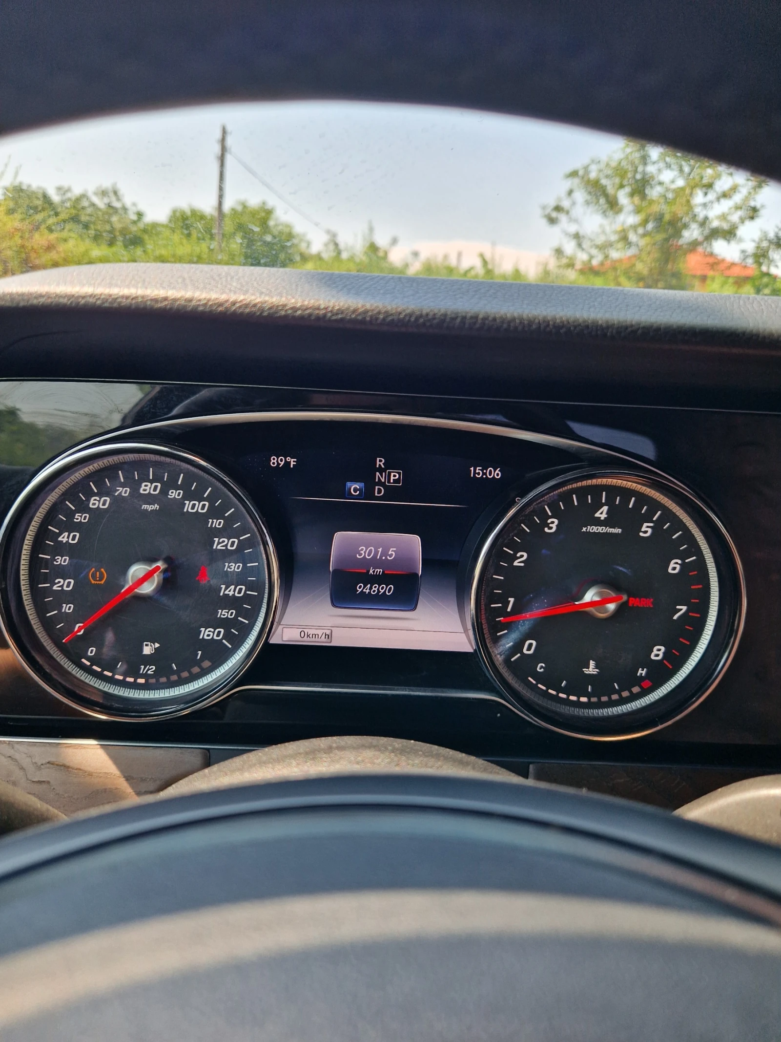 Mercedes-Benz E 300 4 matic - изображение 6