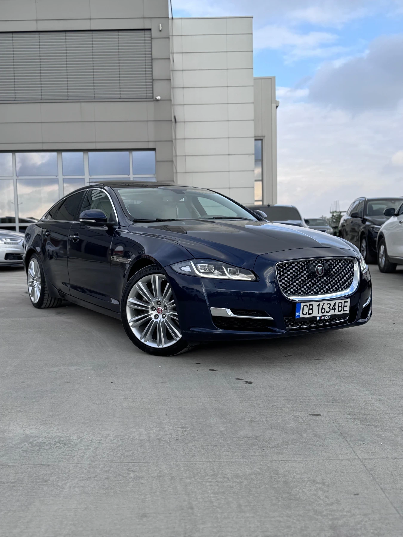 Jaguar Xj * FULL* ВАКУМ* ГОТОВ ЛИЗИНГ* PANO*  - изображение 2